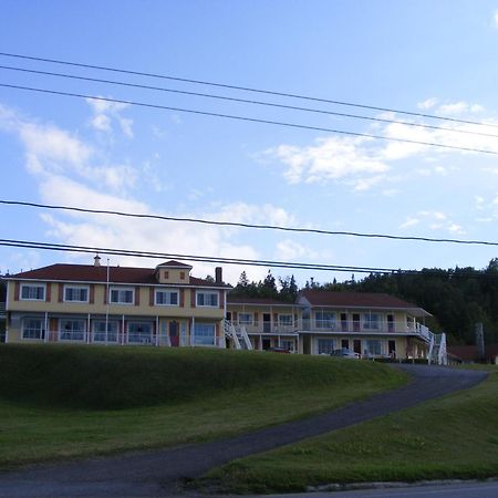Hotel Motel Bon Accueil Rivière-la-Madeleine Extérieur photo