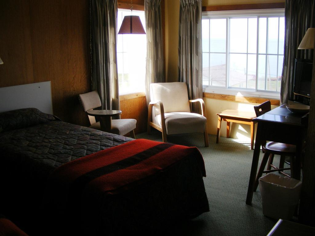 Hotel Motel Bon Accueil Rivière-la-Madeleine Chambre photo