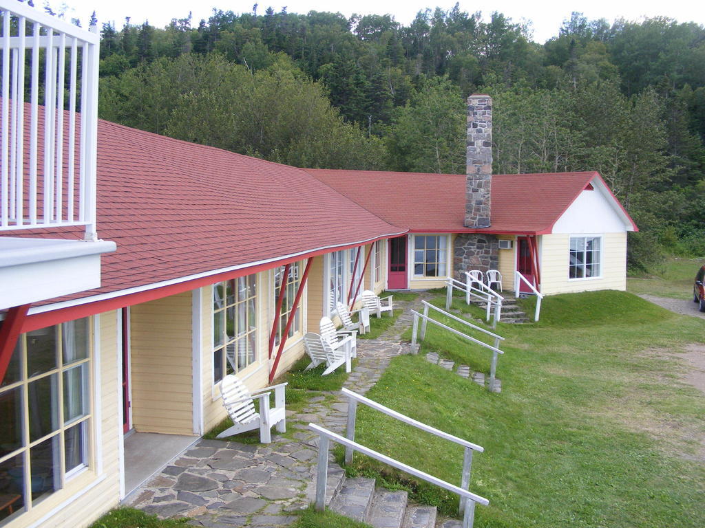 Hotel Motel Bon Accueil Rivière-la-Madeleine Extérieur photo