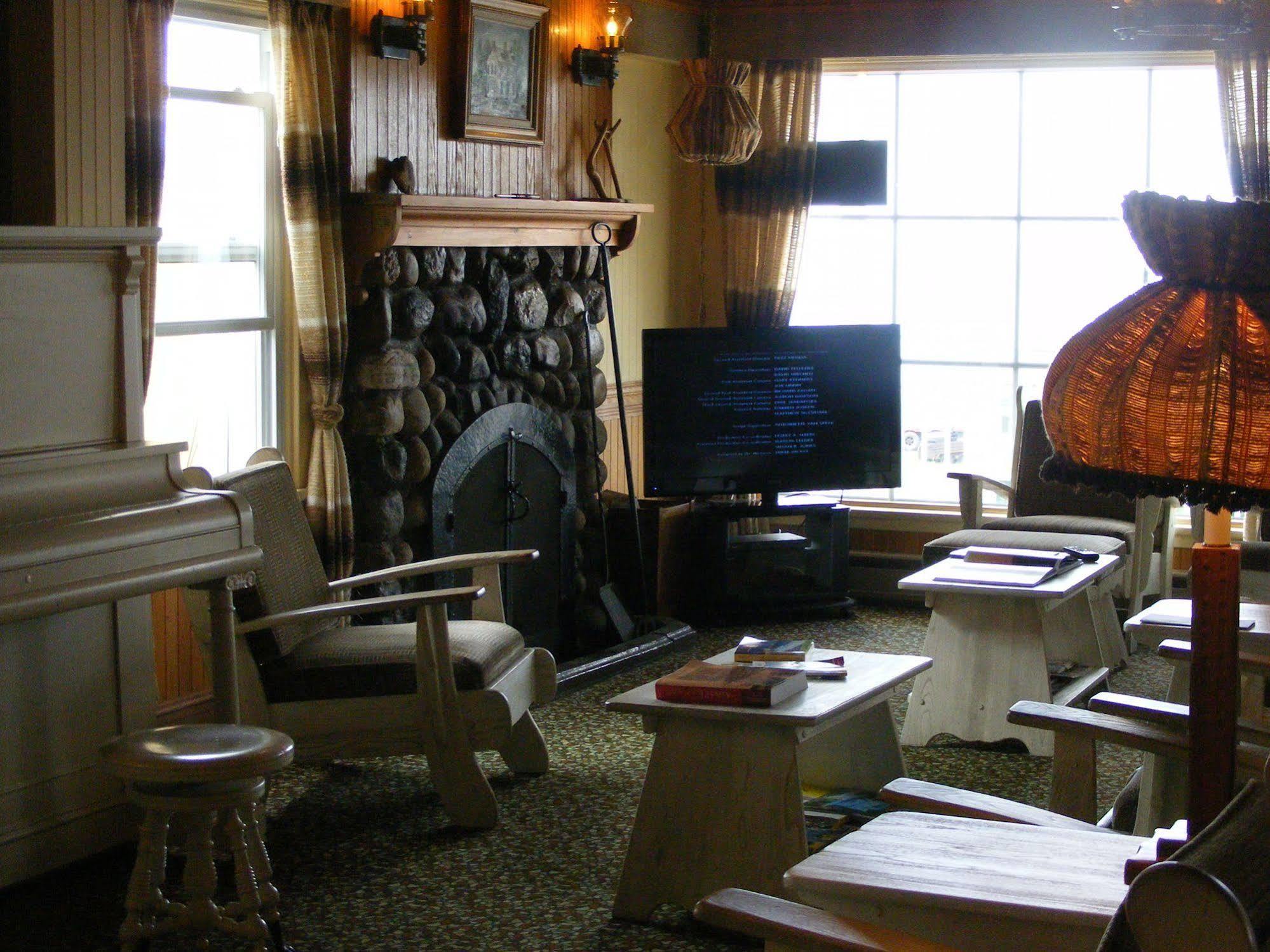 Hotel Motel Bon Accueil Rivière-la-Madeleine Extérieur photo